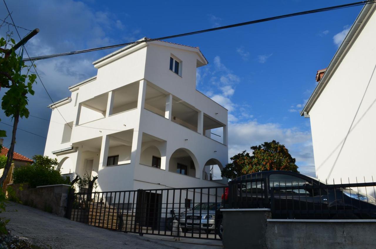 Apartmani Rita Slatine Exterior foto